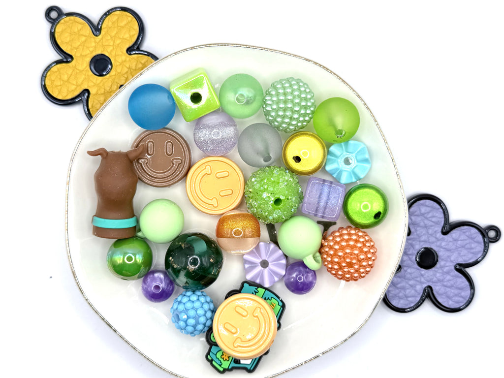 Resin & Acrylic Beads and Charms Mixes for DIY Pens Keychains & Phone Chains