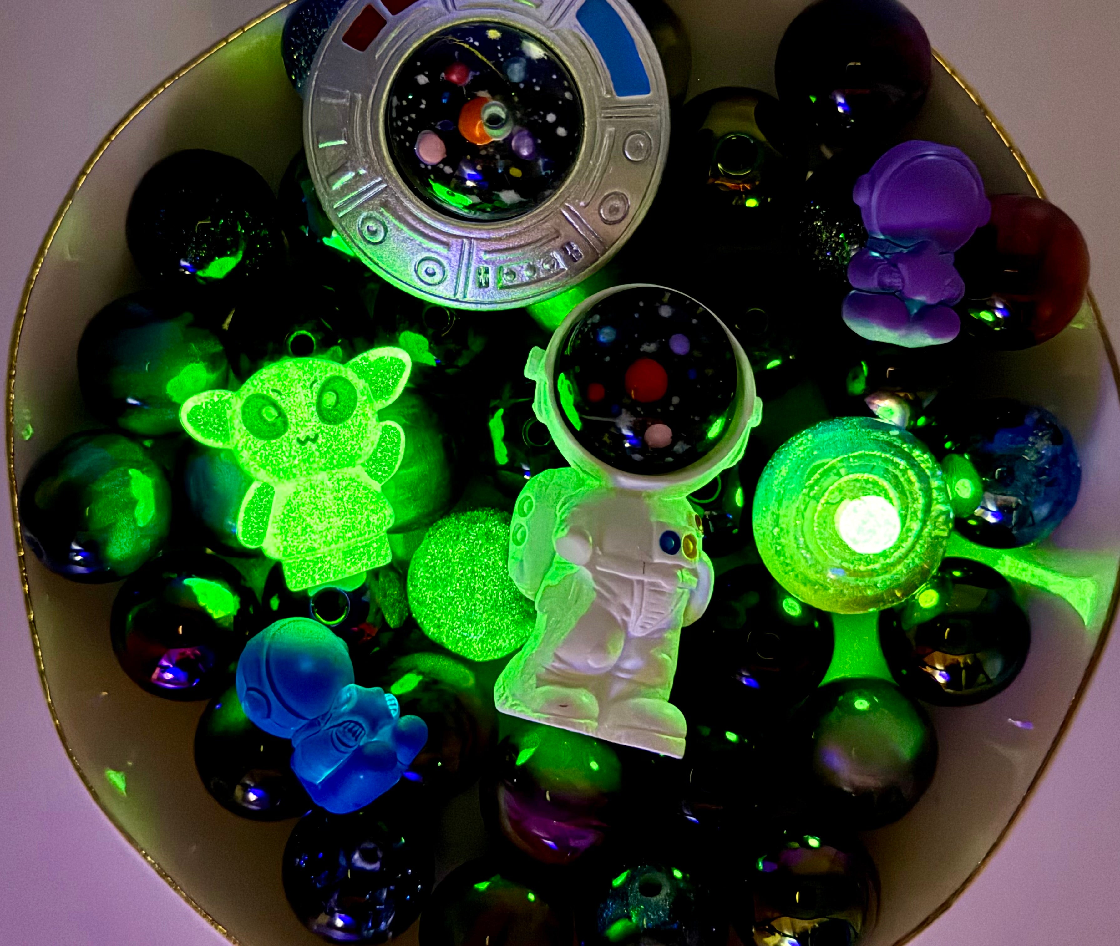 Resin & Acrylic Beads Regular & Character and Charms Mixes for DIY Pens Keychains & Phone Chains